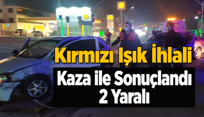Uakta Krmz Ik hlali Kaza ile Sonuland, 2 Yaral